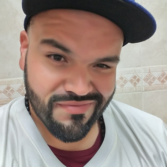 Profile Picture of Erik Escobar (@k1ngescobar) on Poshmark
