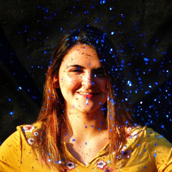 Profile Picture of Gaby Carrizales (@gnc2019) on Poshmark