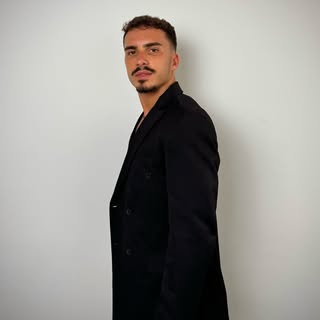 Profile Picture of • LUIGI MAURO • (@luigimauroo) on Instagram