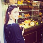 Profile Picture of Elena 🌙 (@elenanardini) on Instagram