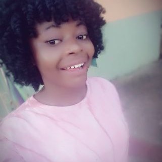 Profile Picture of Alicia Benjamin (@AliciaB59179) on Twitter