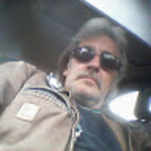 Profile Picture of Daniel Field (@danielfield1966) on Poshmark