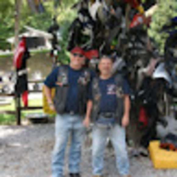 Profile Picture of Keith Kaiser (@kkaiser343) on Poshmark