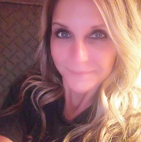 Profile Picture of Dawn Jines (@dawnjines) on Poshmark