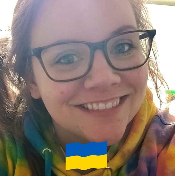 Profile Picture of Carly Wallace (@bk_lounge13188) on Poshmark