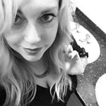 Profile Picture of Carrie Stroud (@carriecoffeeandchaos) on Instagram