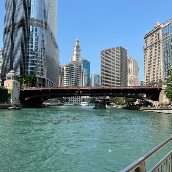 Profile Picture of Ahmed Shah (@ahmedshah19) on Poshmark