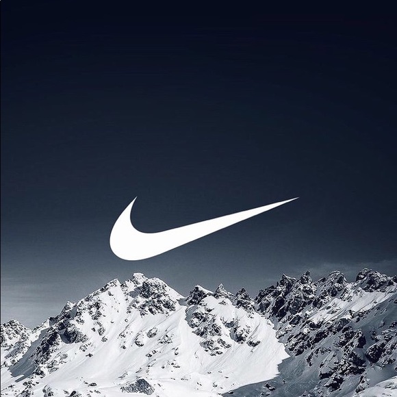 Profile Picture of Glenn Lukusa (@gluxvli) on Poshmark