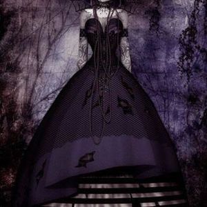 Profile Picture of Edith Flores (@197408345) on Myspace