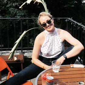 Profile Picture of Alicia Fecto (@lilifec) on Pinterest