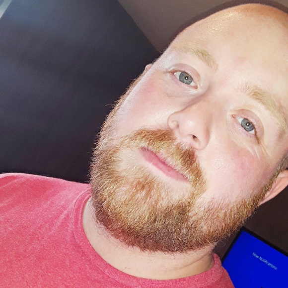 Profile Picture of Sheldon Davidson (@sheldondavidson) on Poshmark
