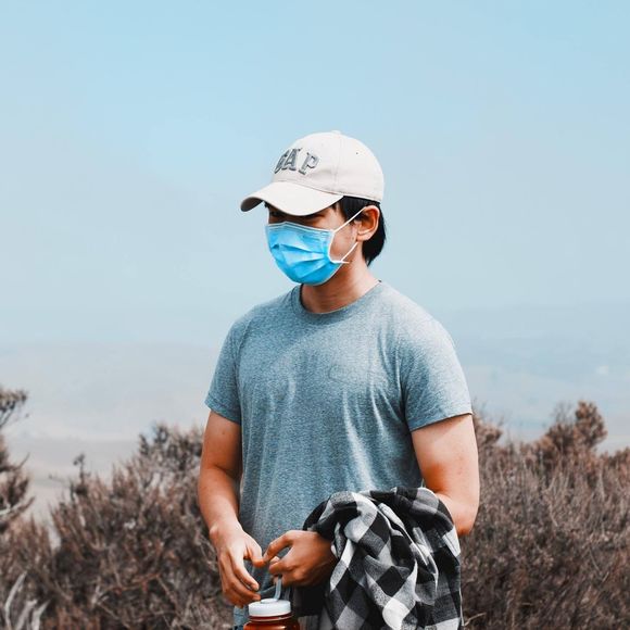 Profile Picture of Reno Tarmidi (@re_no) on Poshmark