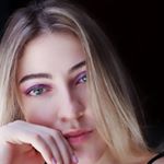 Débora Almeida - Instagram Profile Picture of Débora Almeida (@dbrlmd) on Instagram