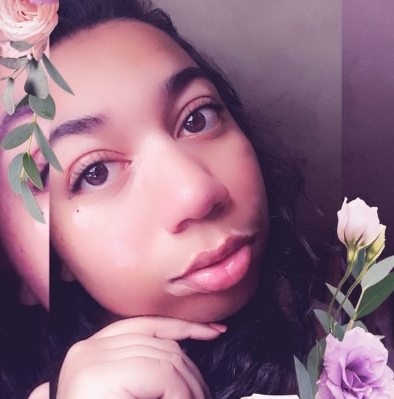 Profile Picture of Kimberly Cayton (@kimmykat159) on Poshmark