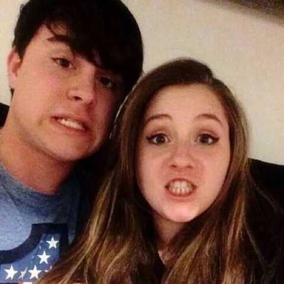 Profile Picture of Grace Henrey (@gracehenrey) on Poshmark