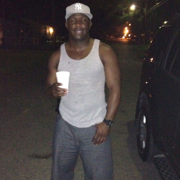 Profile Picture of Jeffery Hall (@jeffery) on Poshmark