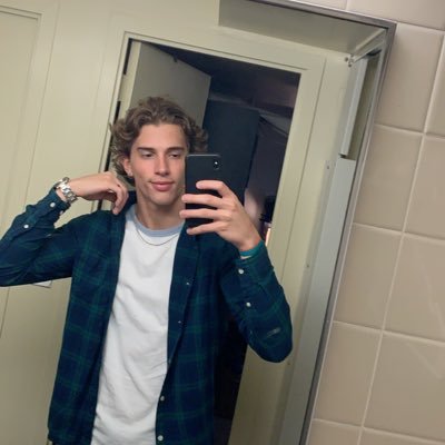 Profile Picture of Jordan Persichitte (@Jvinnyp) on Twitter