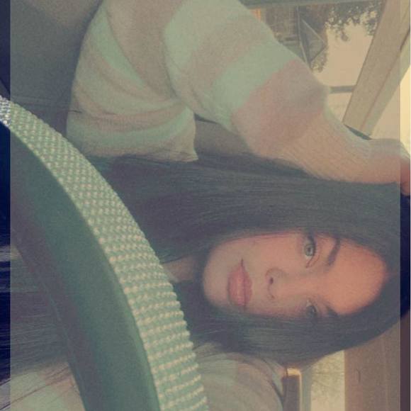 Profile Picture of Miranda ann Stokes (@vjfu) on Poshmark