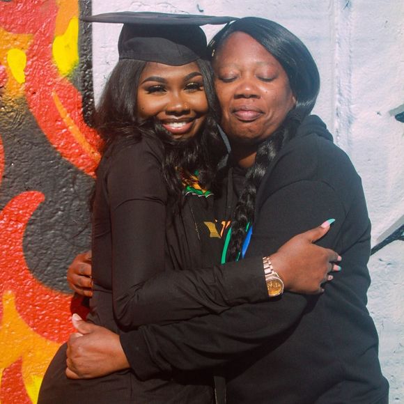 Profile Picture of Divinity Amos-richards (@divinityamos) on Poshmark