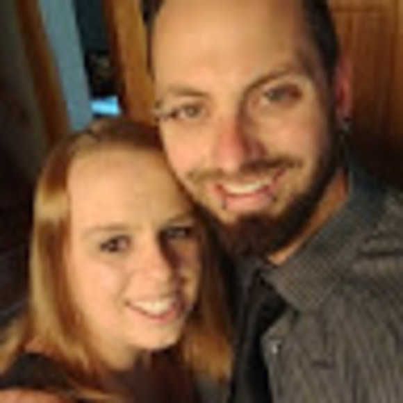 Profile Picture of Jessica Eckmann (@deeschaefer2) on Poshmark