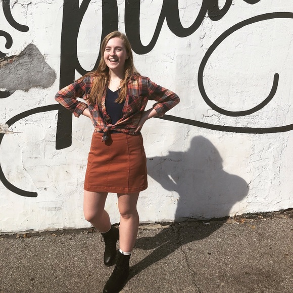 Profile Picture of Lucy Panfil (@lucy_panfil) on Poshmark