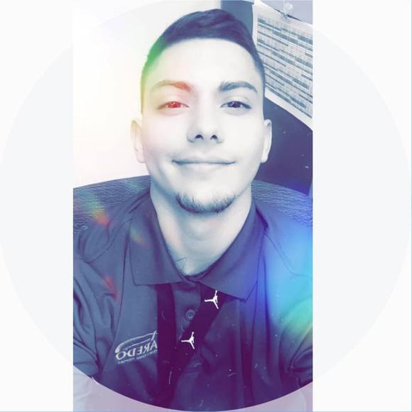 Profile Picture of Jesse Macegoza (@jmanwuzhere) on Poshmark