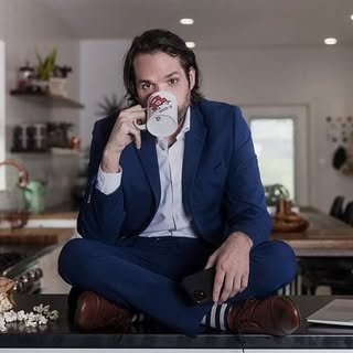 Profile Picture of Jonathan Williamson (@keeping_it_realty) on Instagram