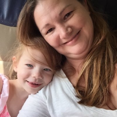 Profile Picture of Amy Blaze-Becker (@MrsBlazeBecker) on Twitter