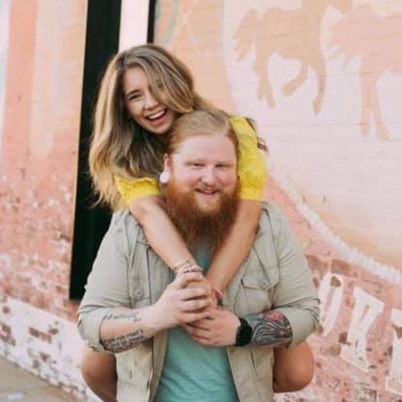 Profile Picture of Nathan Scott (@nathanredbeard) on Poshmark