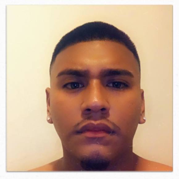 Profile Picture of Dave Rose (@dave135rose) on Poshmark