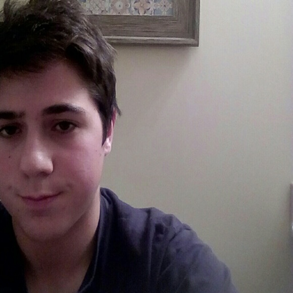 Profile Picture of Peter Kocsis (@petehete3) on Poshmark