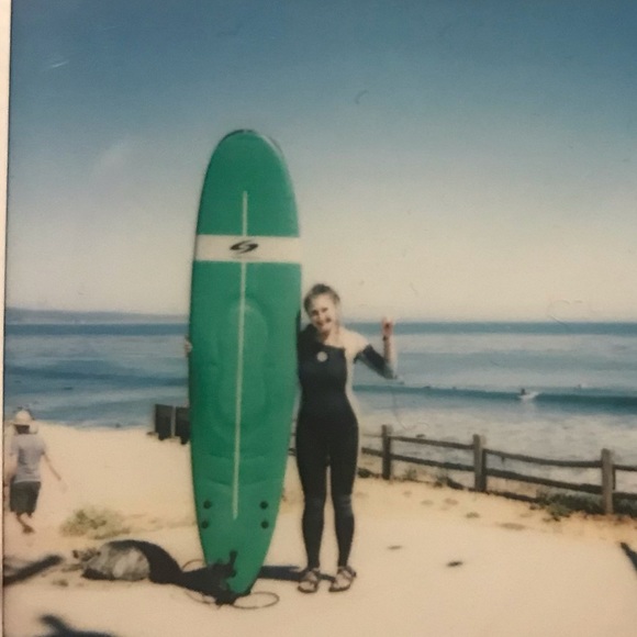 Profile Picture of Emily Peroni (@emfed8692) on Poshmark