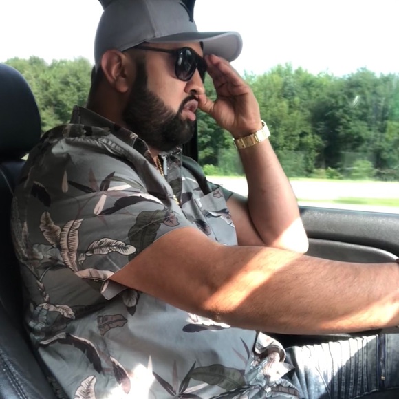 Profile Picture of Manuel Tamayo (@el_manuelito_9) on Poshmark