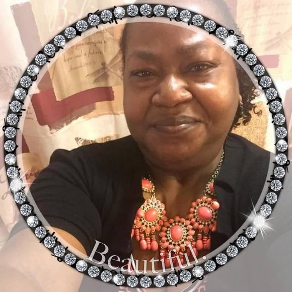 Profile Picture of Rose Isaac-mccray (@mrsrose50) on Poshmark