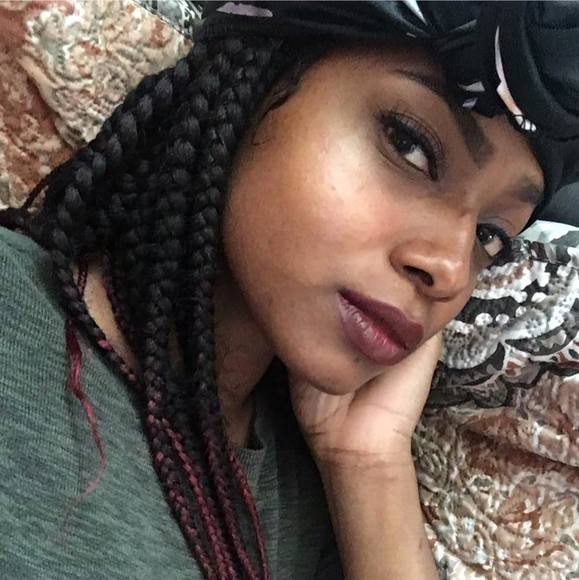 Profile Picture of Courtney Gillard (@cece0139) on Poshmark