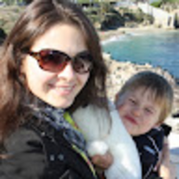 Profile Picture of Anna Zaks (@zannazz) on Poshmark