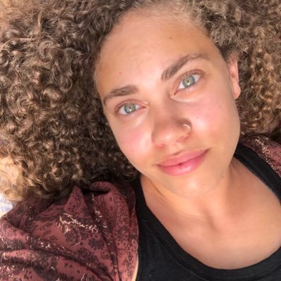 Profile Picture of Amanda Hansen (@MandaJoy610) on Twitter