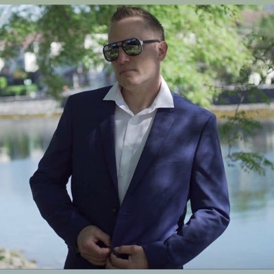 Profile Picture of Ken Schmitt (@Mediakreaters) on Twitter