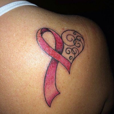 Profile Picture of Renae Hayes (@RenaeHayes10) on Twitter