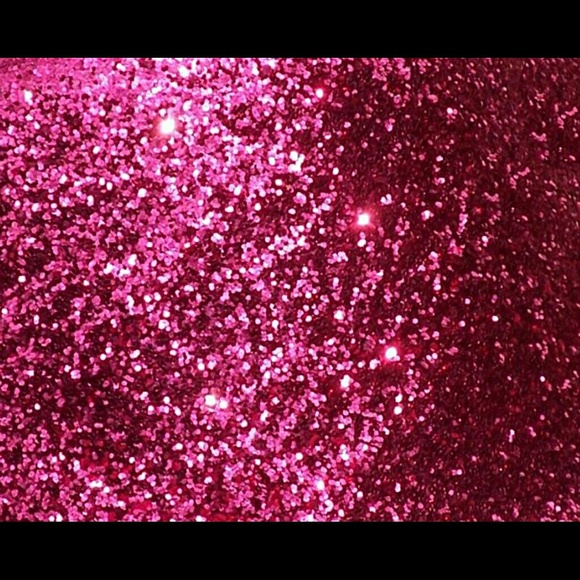 Profile Picture of Elizabeth Sibley (@elizabethkae45) on Poshmark