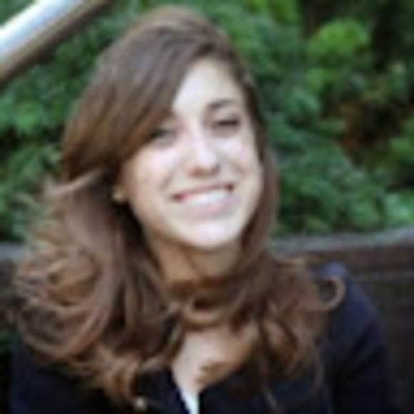 Profile Picture of Mallorie Bradlau (@sushigummi) on Poshmark