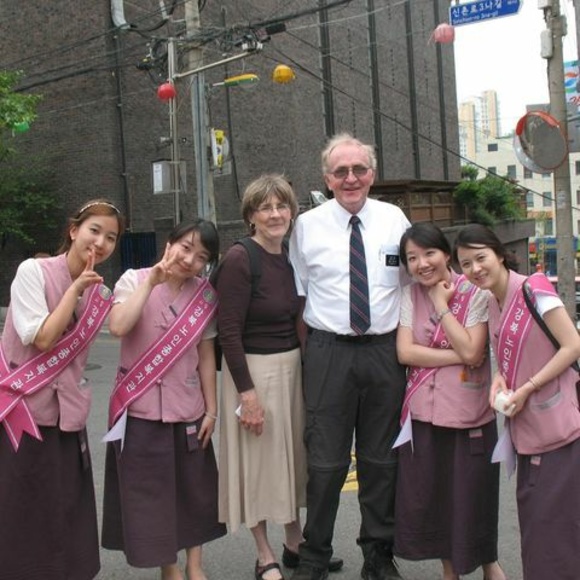 Profile Picture of Beverely Smith (@sbeverely) on Poshmark