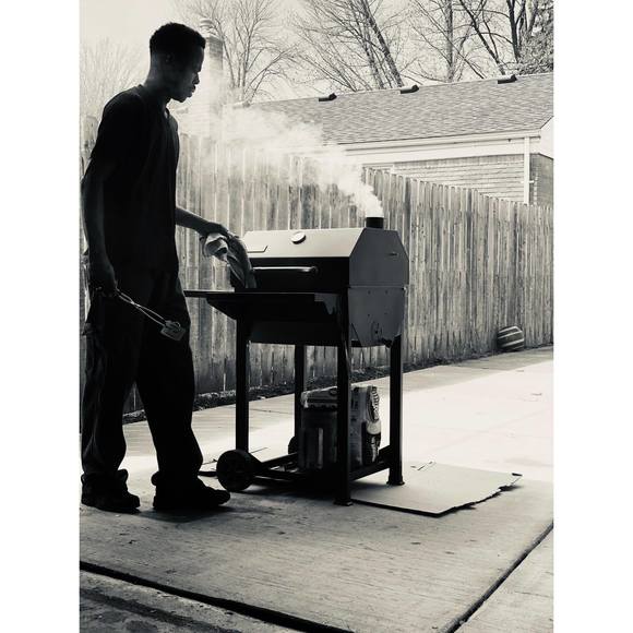Profile Picture of William Parham (@quartparham) on Poshmark