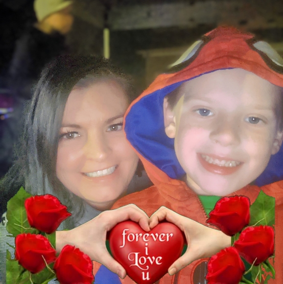 Profile Picture of Casey Grosskurth (@caseym0623) on Poshmark