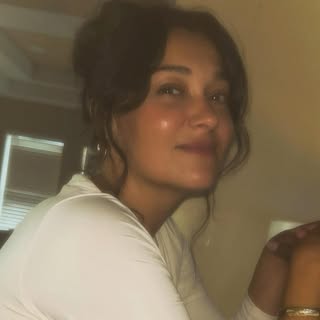 Profile Picture of Crystal Charest (@crystalcharest) on Instagram