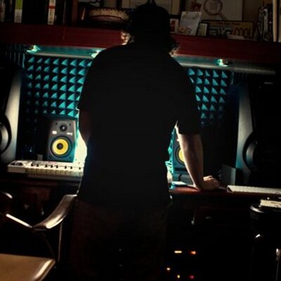 Profile Picture of Anthony De La Paz (@FreshtraxMusic) on Twitter