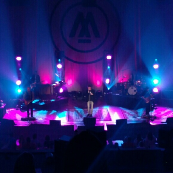 Profile Picture of Kayla Dheel (@vball2501) on Poshmark