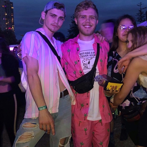 Profile Picture of Jason Bruvold (@jasonbruvold) on Poshmark