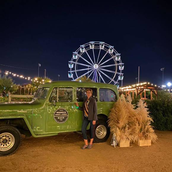 Profile Picture of Ruth Stewart (@stewsona) on Poshmark