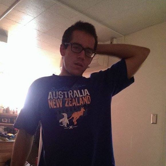 Profile Picture of Brian Leonard (@brianleonard883) on Poshmark